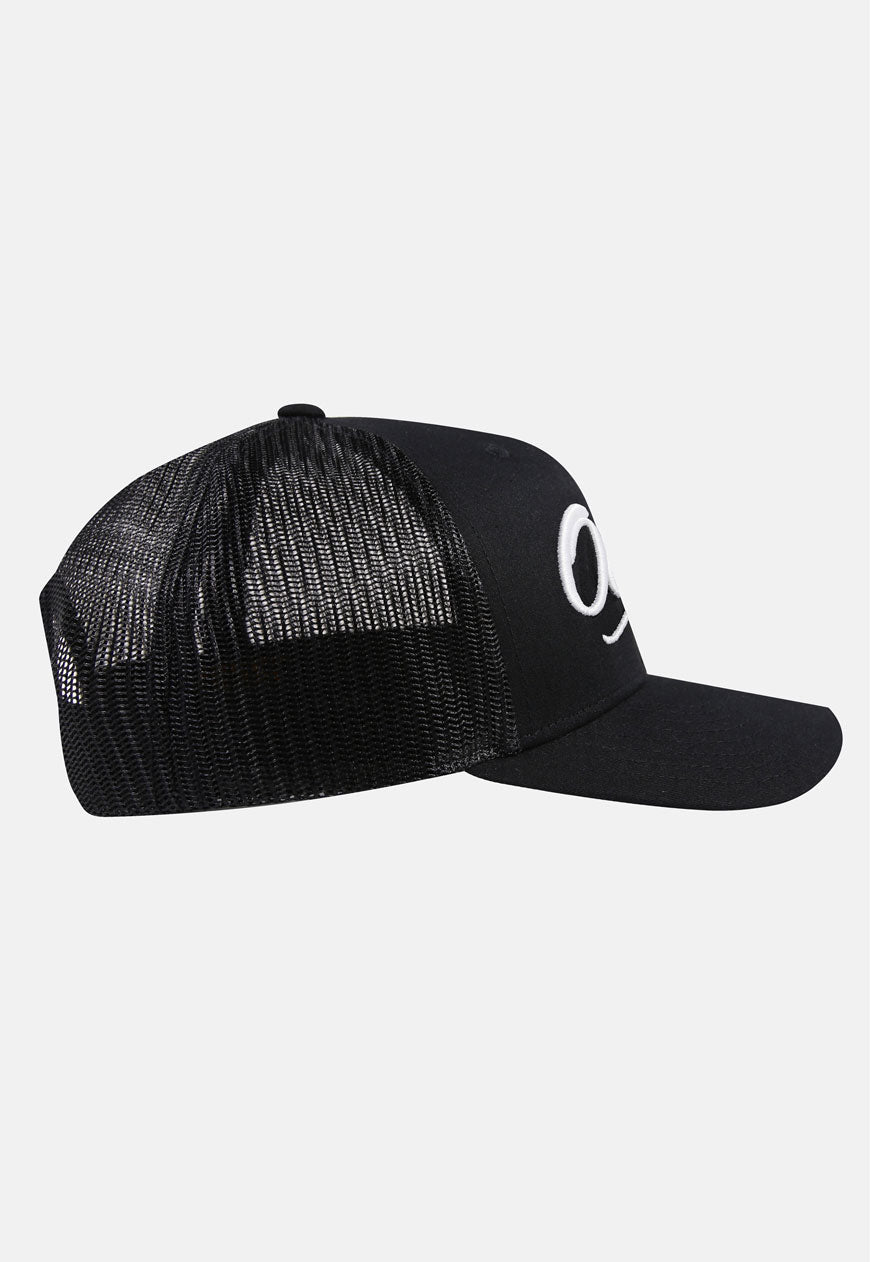 TRUCKER HAT BLACK