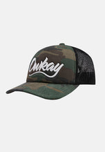 Load image into Gallery viewer, TRUCKER HAT CAMO GREEN
