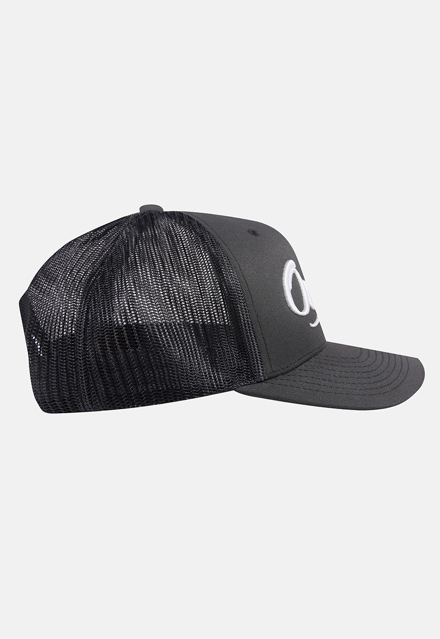 TRUCKER HAT GREY