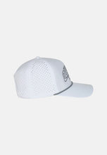 Load image into Gallery viewer, TRUCKER HAT VAULT WHITE