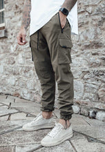 Load image into Gallery viewer, CARGO PANTS - OLIVE