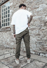 Load image into Gallery viewer, CARGO PANTS - OLIVE