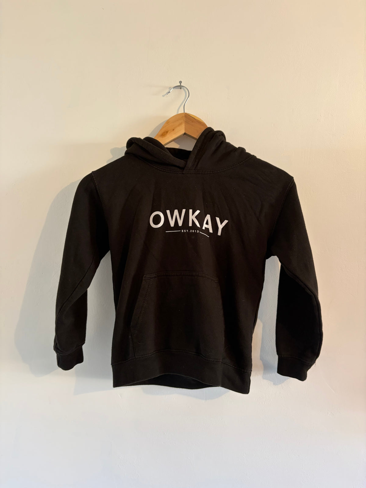 SAMPLE 57 - KIDS HOODIE USED - AGE 7-8