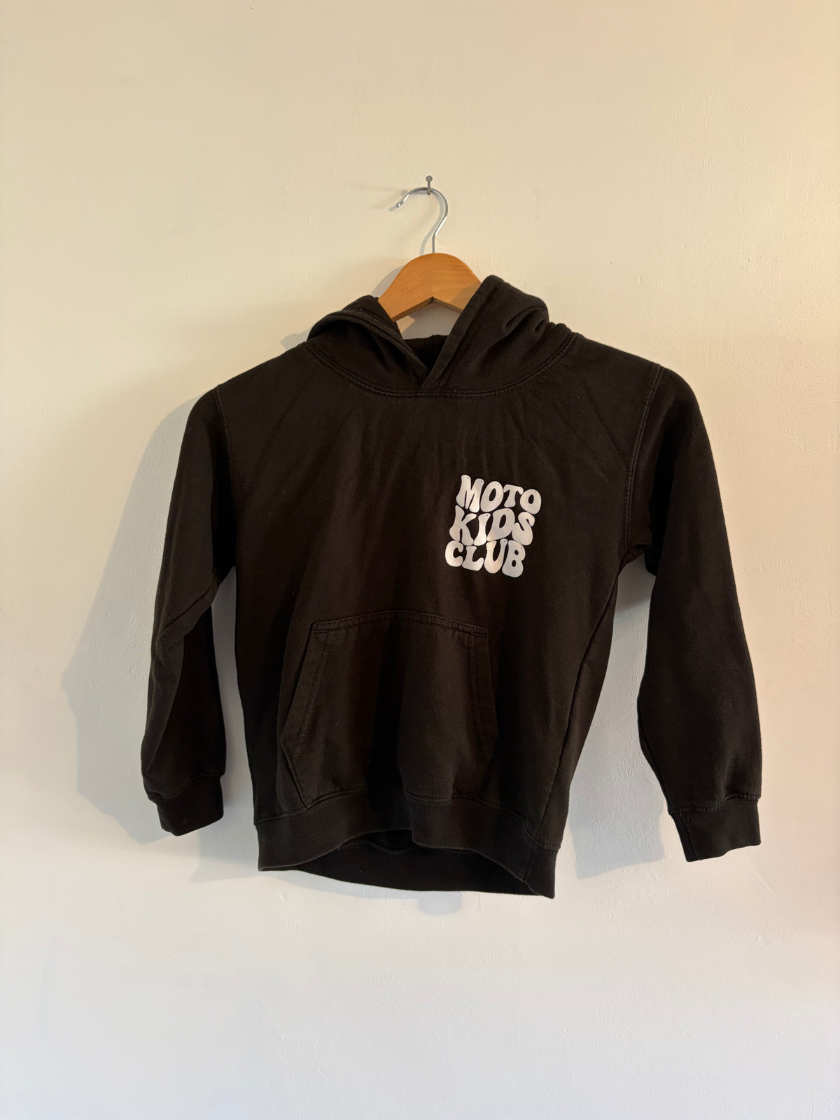 SAMPLE 56 - KIDS HOODIE USED - AGE 7-8
