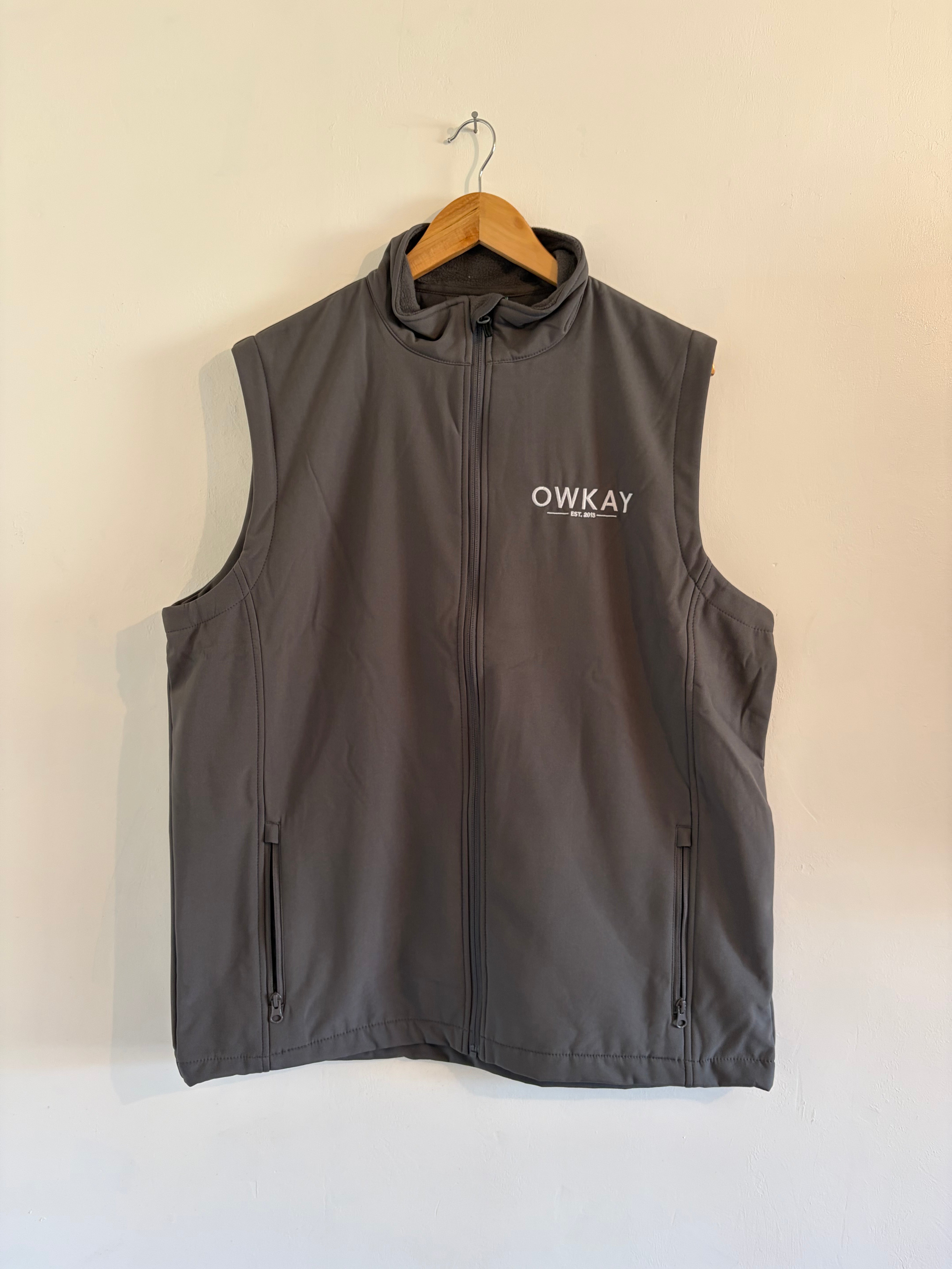 SAMPLE 8 - MENS GILLET - XLARGE
