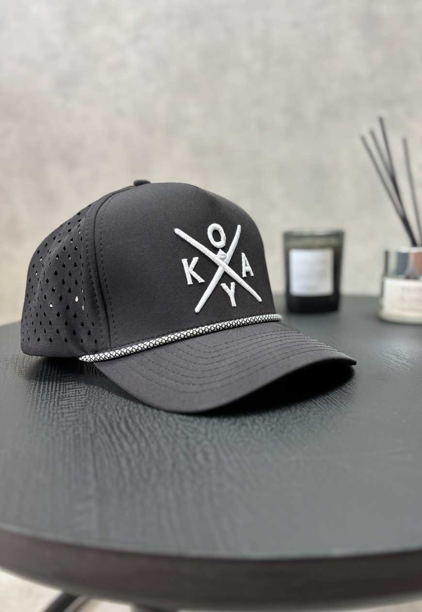 TRUCKER HAT CO BLACK