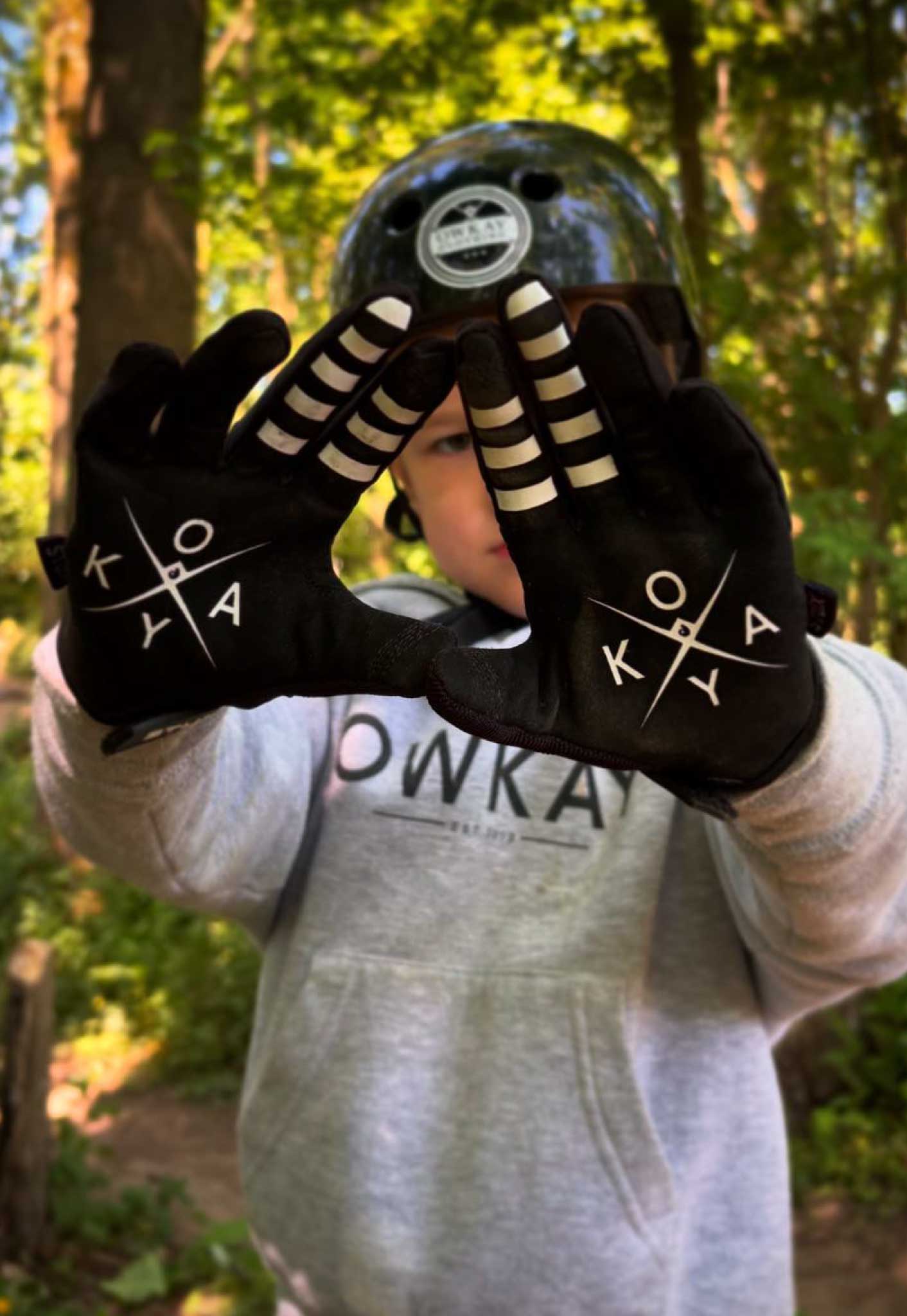 KIDS GLOVES - BLACK