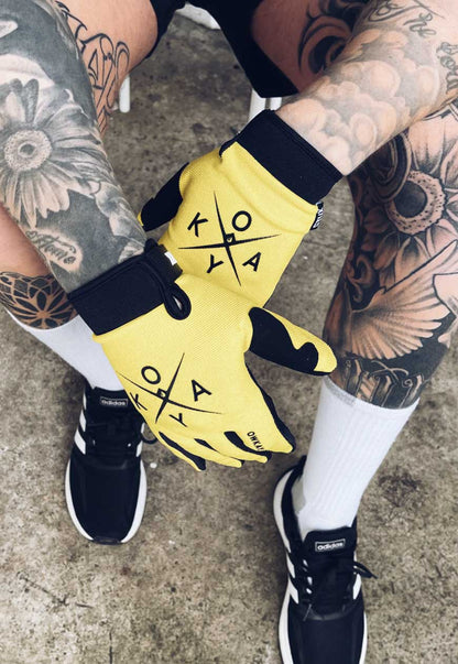 GLOVES - YELLOW
