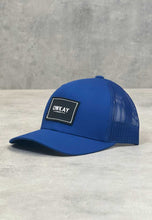 Load image into Gallery viewer, TRUCKER HAT BLUE
