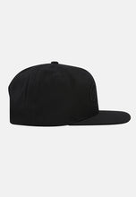 Load image into Gallery viewer, SNAPBACK HAT BLACKOUT
