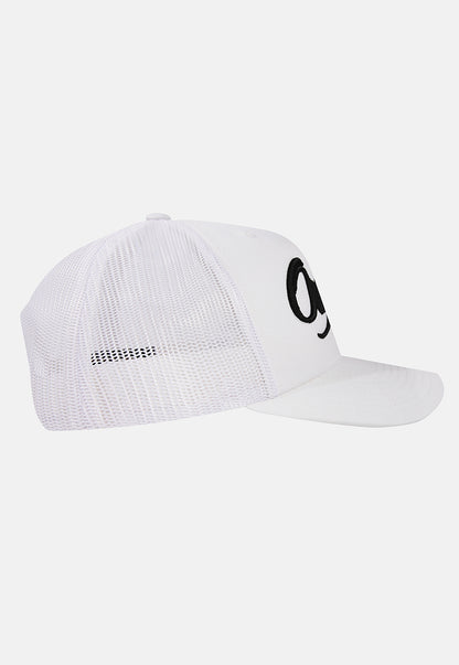 TRUCKER HAT WHITE