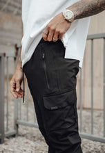Load image into Gallery viewer, CARGO PANTS - BLACK
