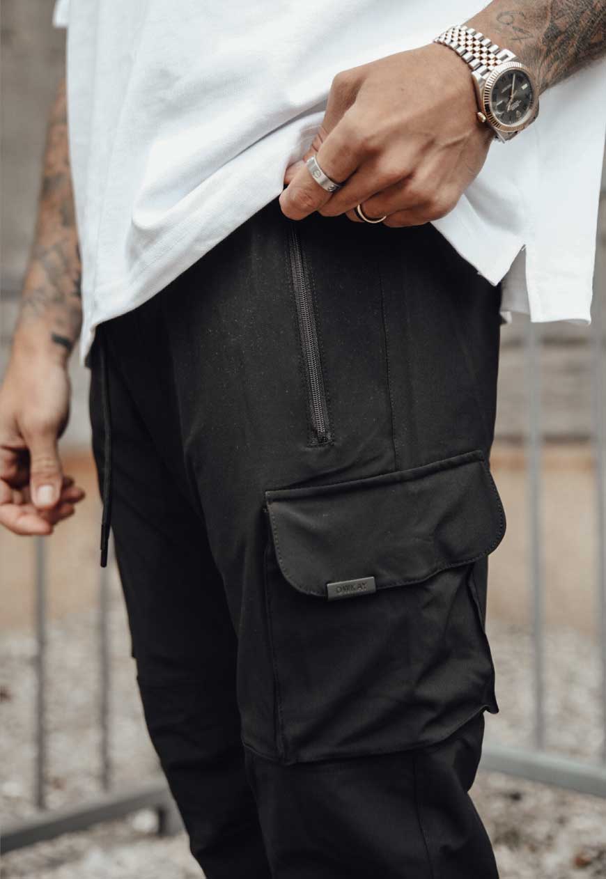 CARGO PANTS - BLACK